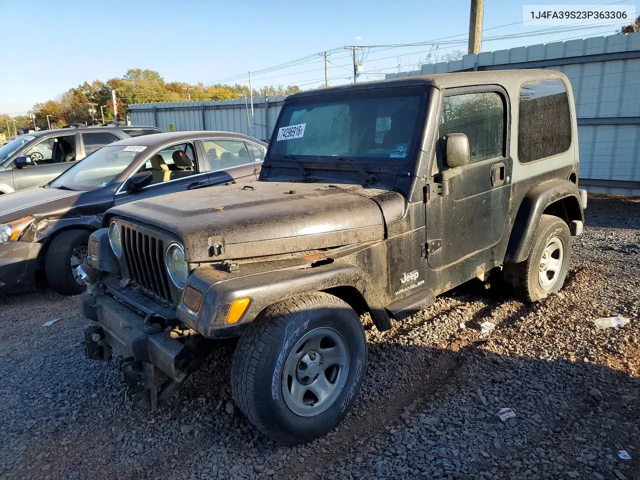 JEEP WRANGLER 2003, VIN 1J4FA39S23P363306