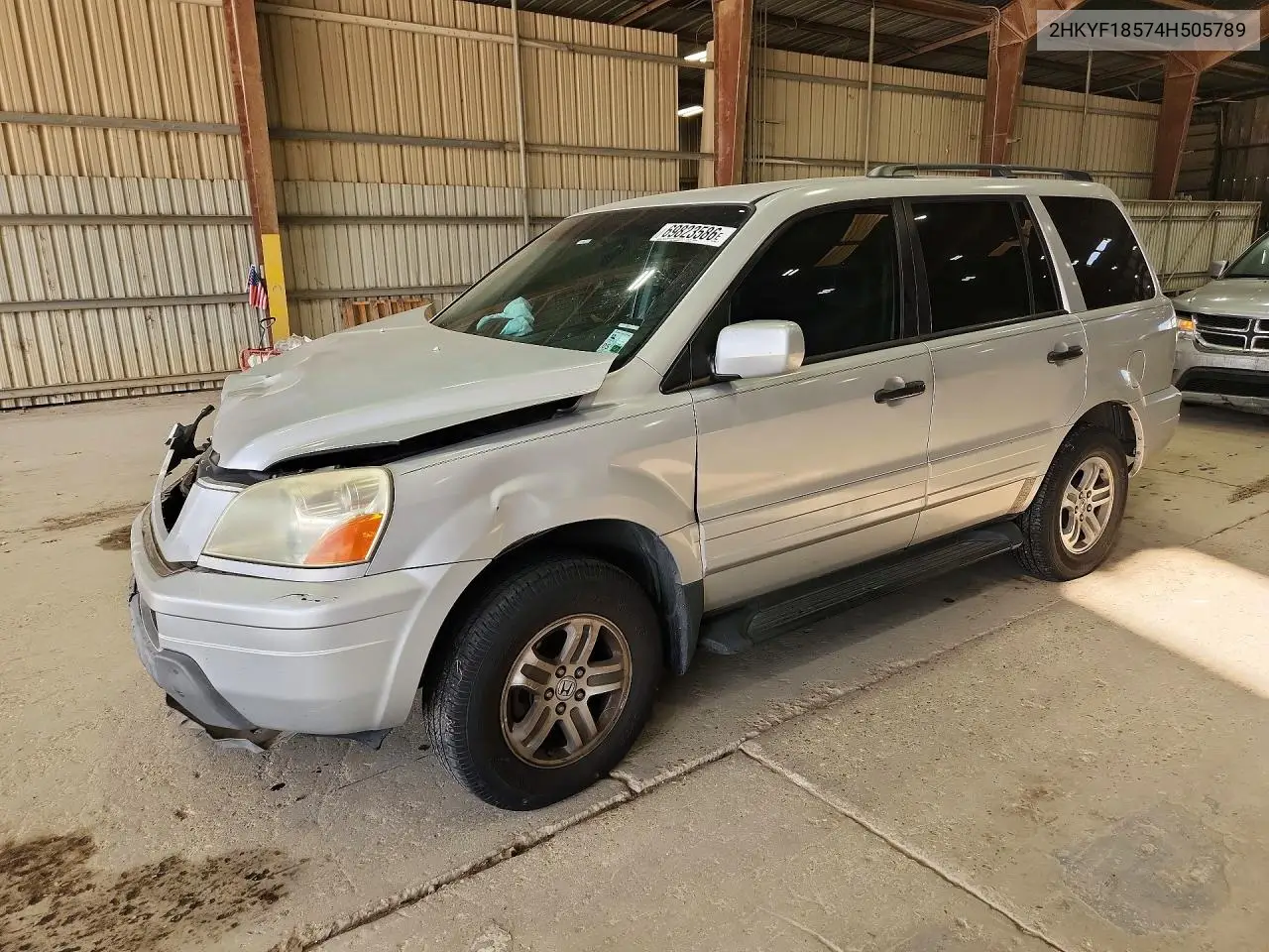 HONDA PILOT 2004, VIN 2HKYF18574H505789