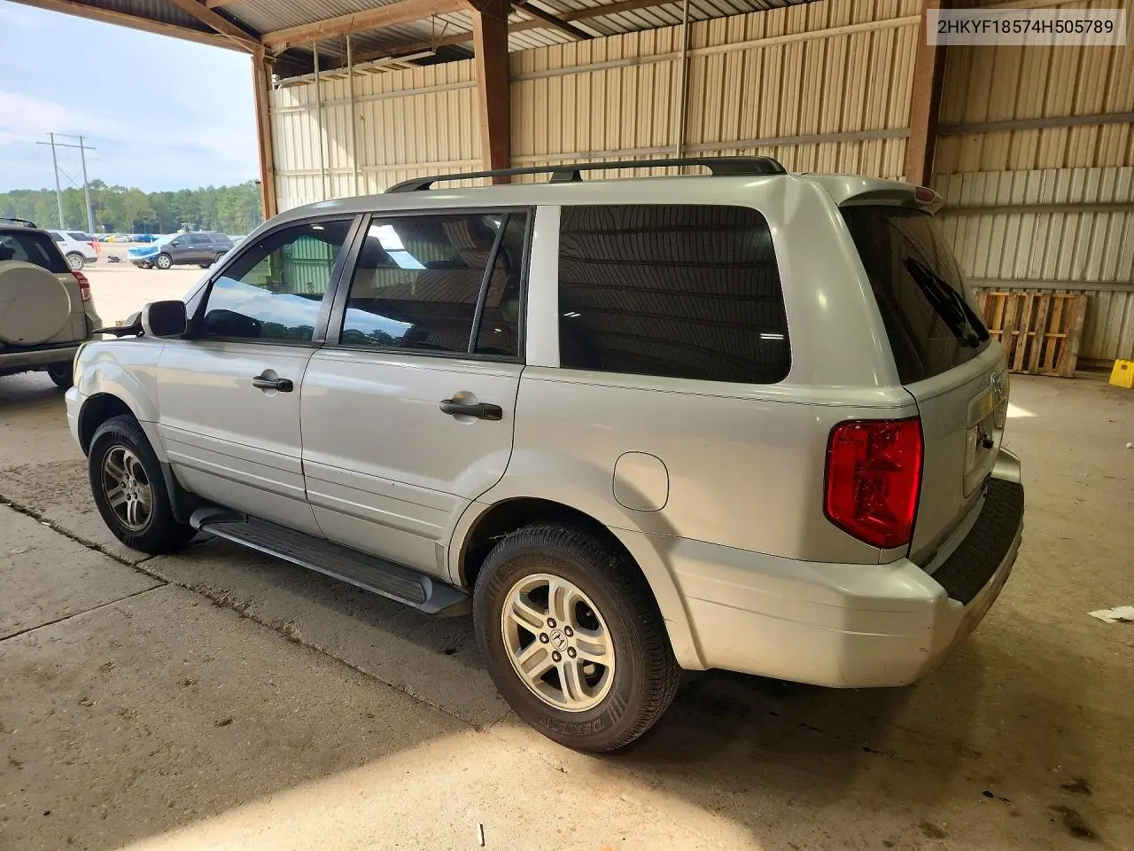 2004 HONDA PILOT VIN 2HKYF18574H505789 — фото 2