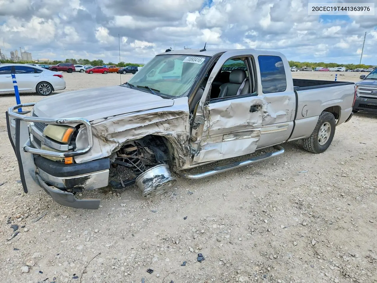CHEVROLET SILVERADO 2004, VIN 2GCEC19T441363976