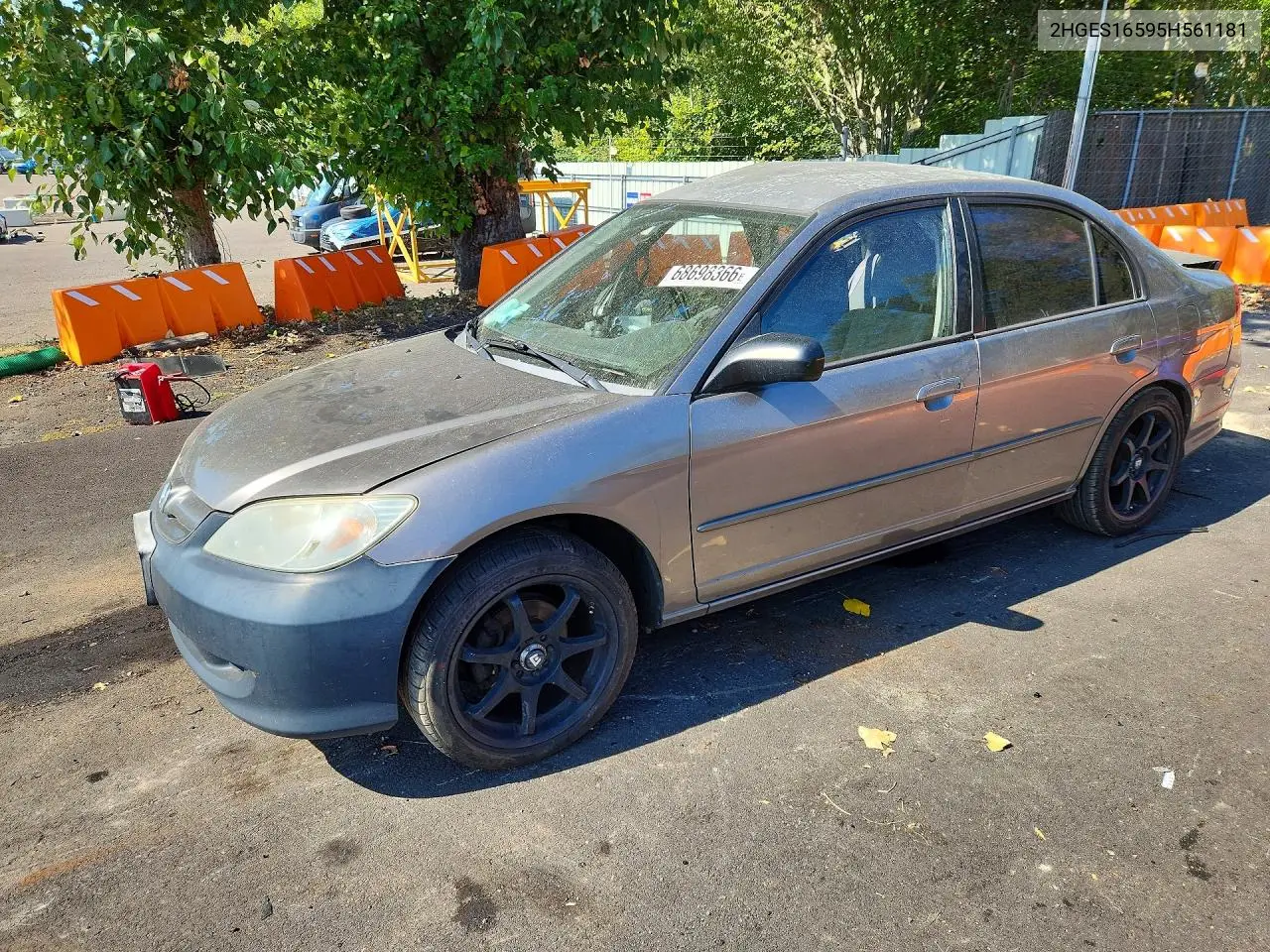 HONDA CIVIC 2005, VIN 2HGES16595H561181