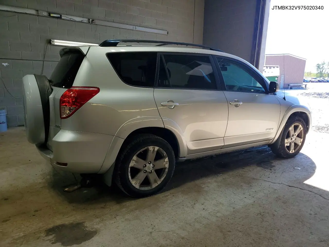 2007 TOYOTA RAV 4 VIN JTMBK32V975020340 — фото 3