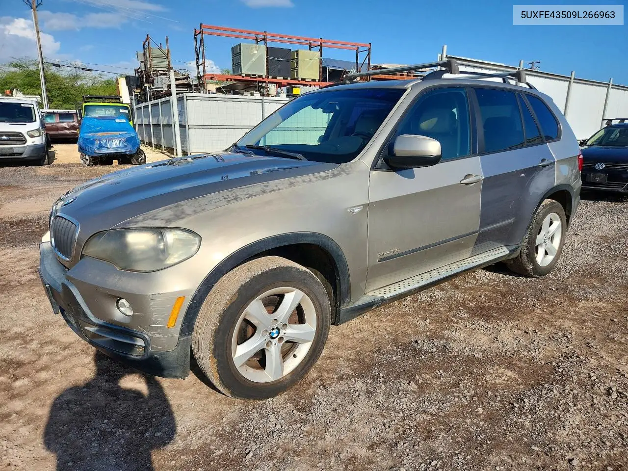 BMW X5 2009, VIN 5UXFE43509L266963
