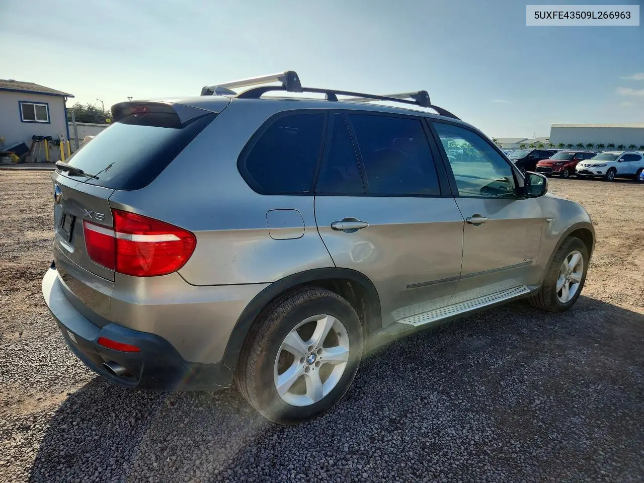 2009 BMW X5 VIN 5UXFE43509L266963 — фото 3