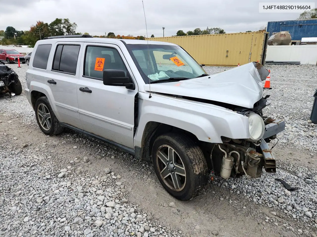 2009 JEEP LIBERTY (PATRIOT) VIN 1J4FT48B29D196604 — фото 4