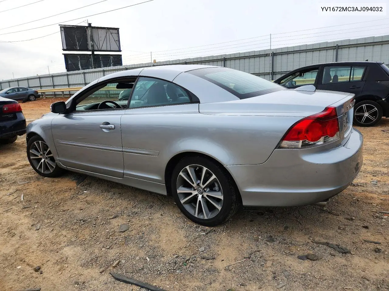 2010 VOLVO C70 VIN YV1672MC3AJ094032 — фото 2