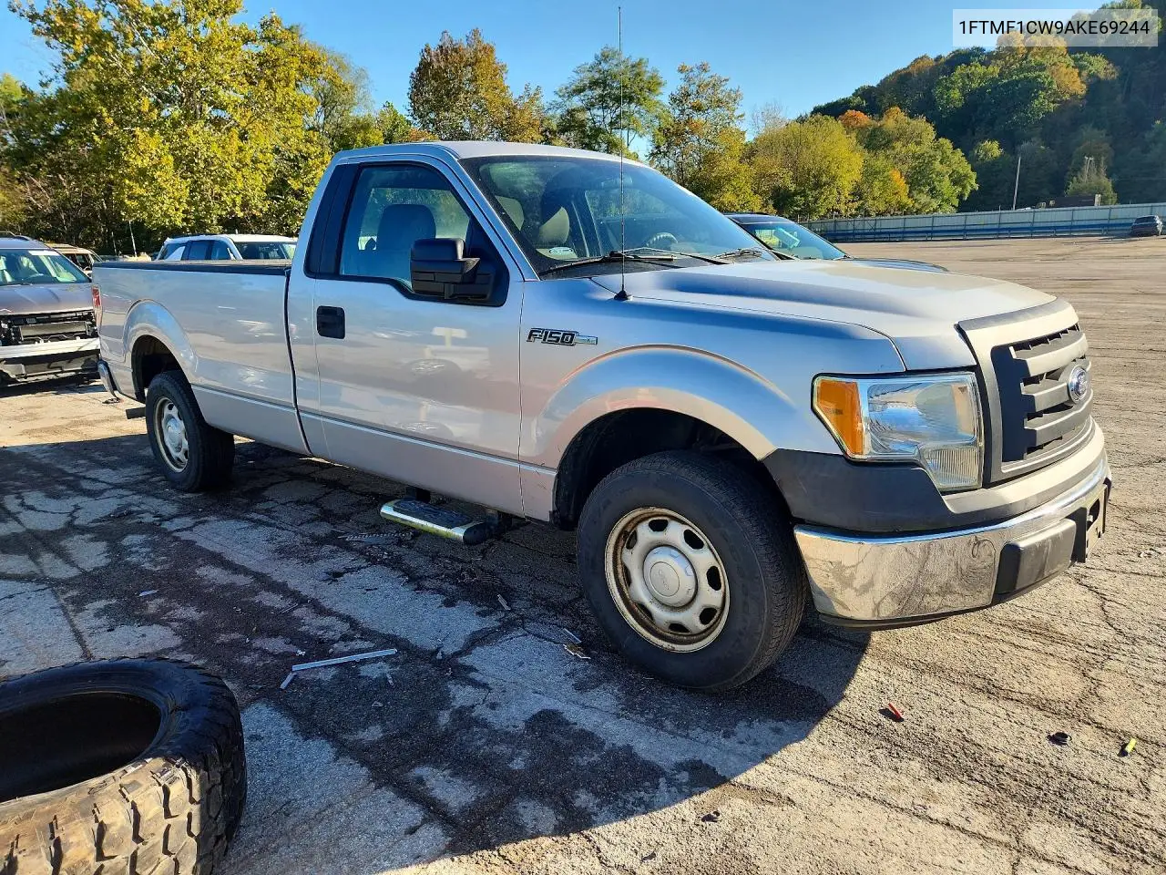2010 FORD F-150 VIN 1FTMF1CW9AKE69244 — фото 4