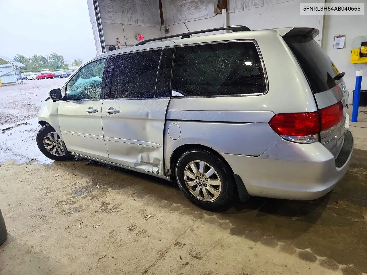 2010 HONDA ODYSSEY VIN 5FNRL3H54AB040665 — фото 2