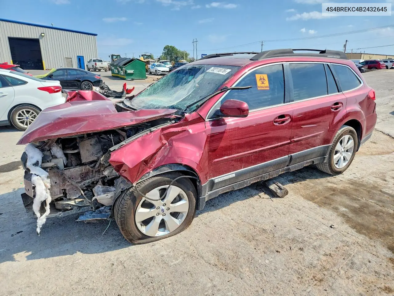 SUBARU OUTBACK 2011, VIN 4S4BREKC4B2432645