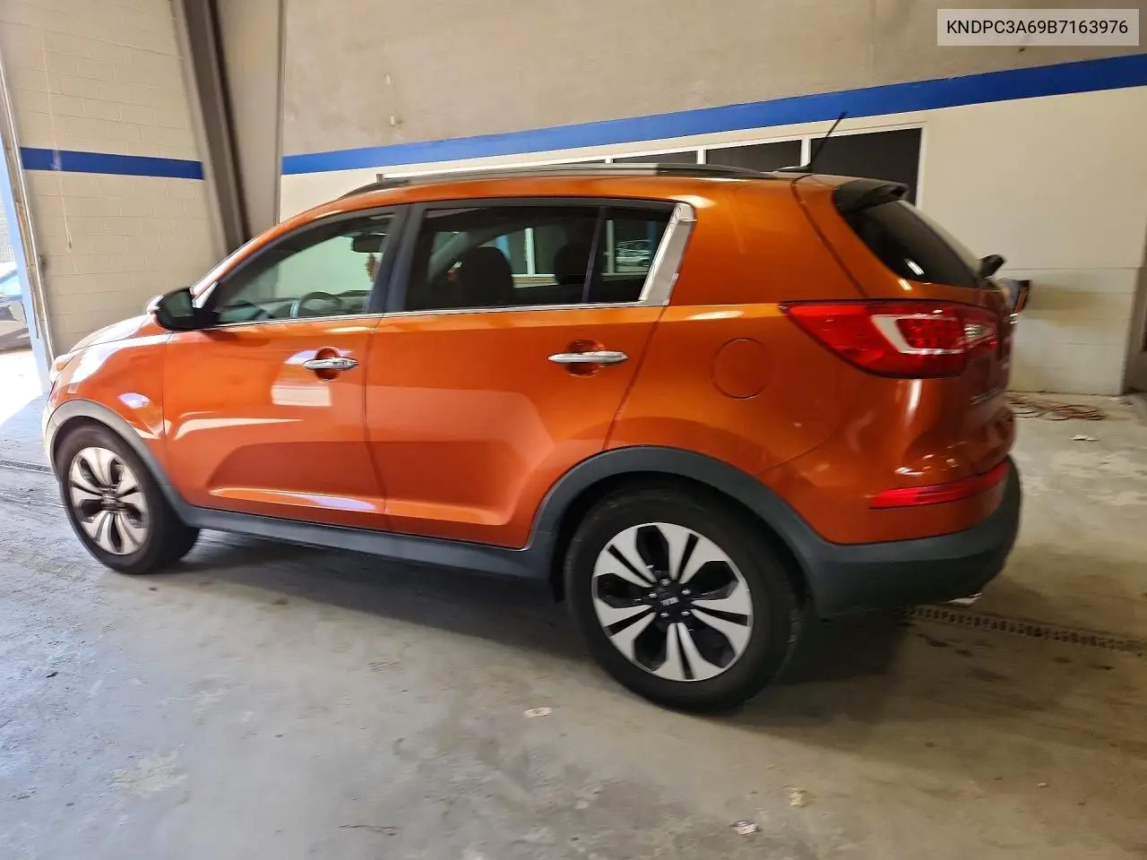 2011 KIA SPORTAGE VIN KNDPC3A69B7163976 — фото 2