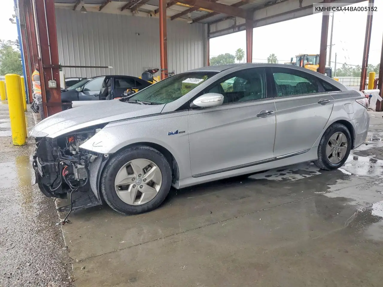 HYUNDAI SONATA 2011, VIN KMHEC4A44BA005152