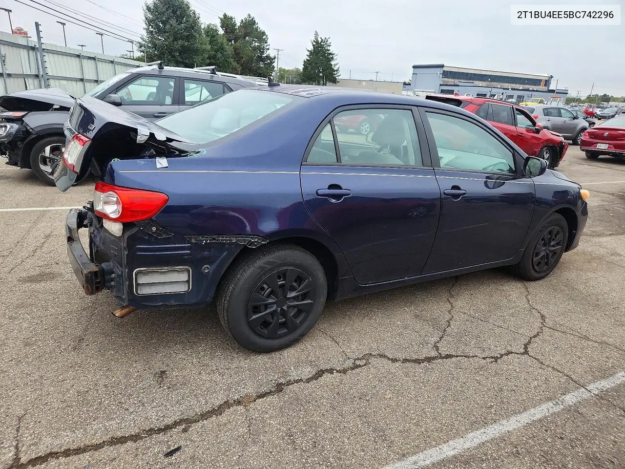 2011 TOYOTA COROLLA VIN 2T1BU4EE5BC742296 — фото 3