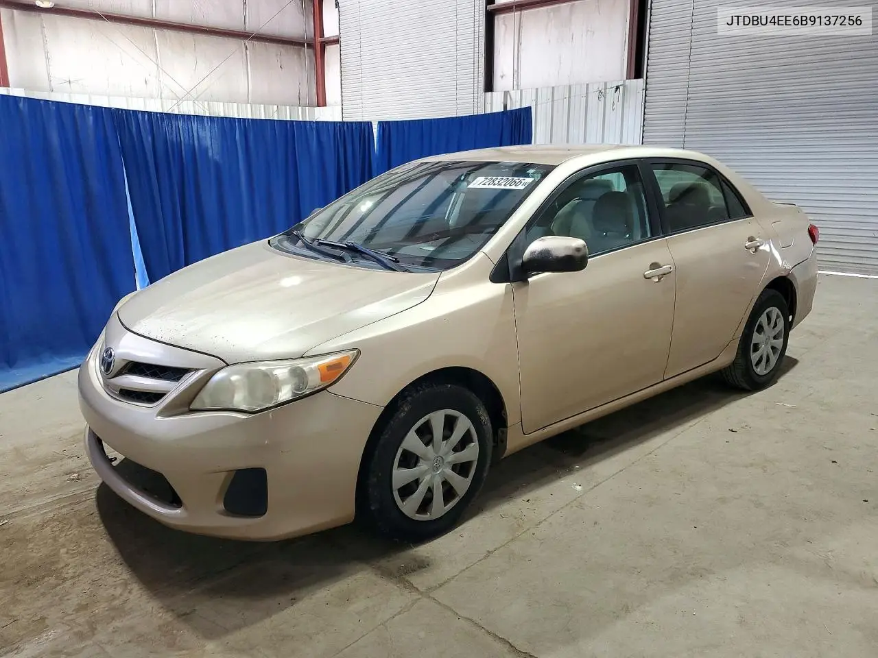 TOYOTA COROLLA 2011, VIN JTDBU4EE6B9137256