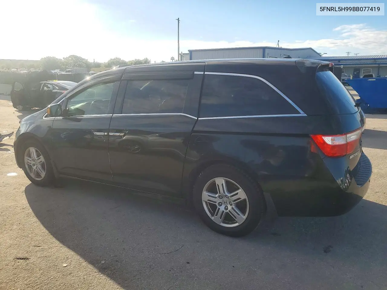 2011 HONDA ODYSSEY VIN 5FNRL5H99BB077419 — фото 2