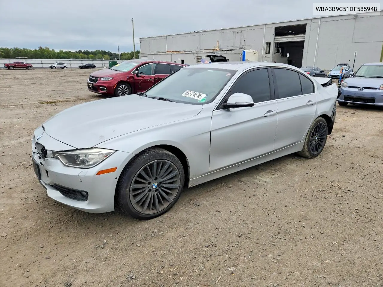 BMW 3ER 2013, VIN WBA3B9C51DF585948