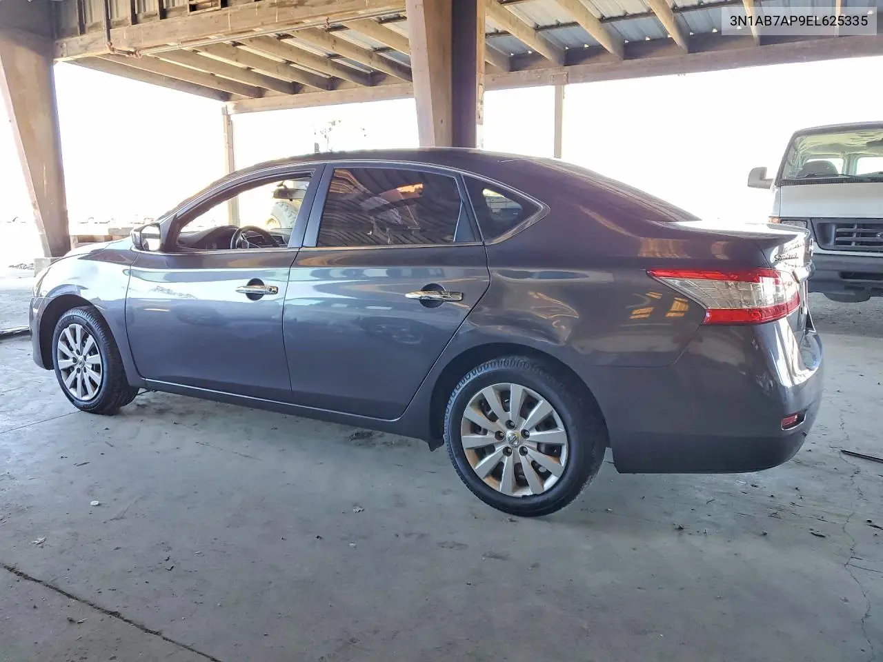 2014 NISSAN SENTRA VIN 3N1AB7AP9EL625335 — фото 2