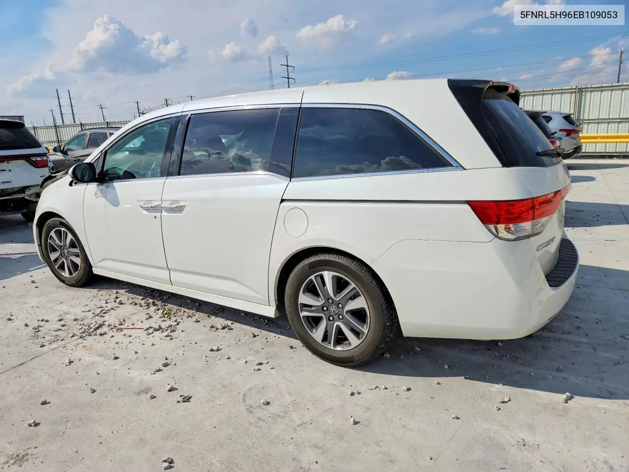 2014 HONDA ODYSSEY VIN 5FNRL5H96EB109053 — фото 2