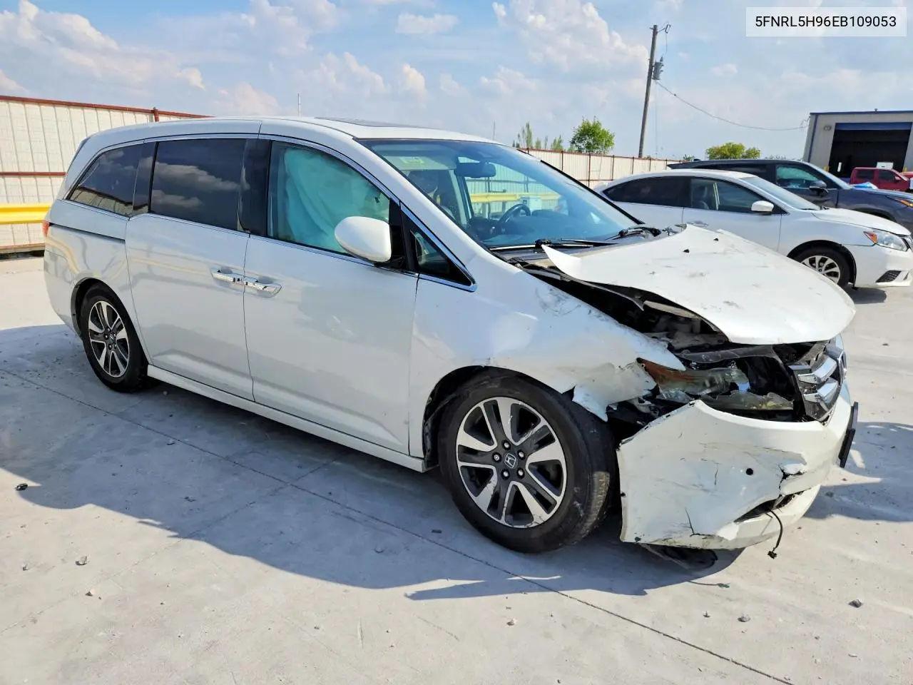 2014 HONDA ODYSSEY VIN 5FNRL5H96EB109053 — фото 4