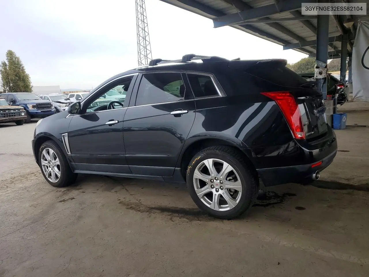 2014 CADILLAC SRX VIN 3GYFNGE32ES582104 — фото 2