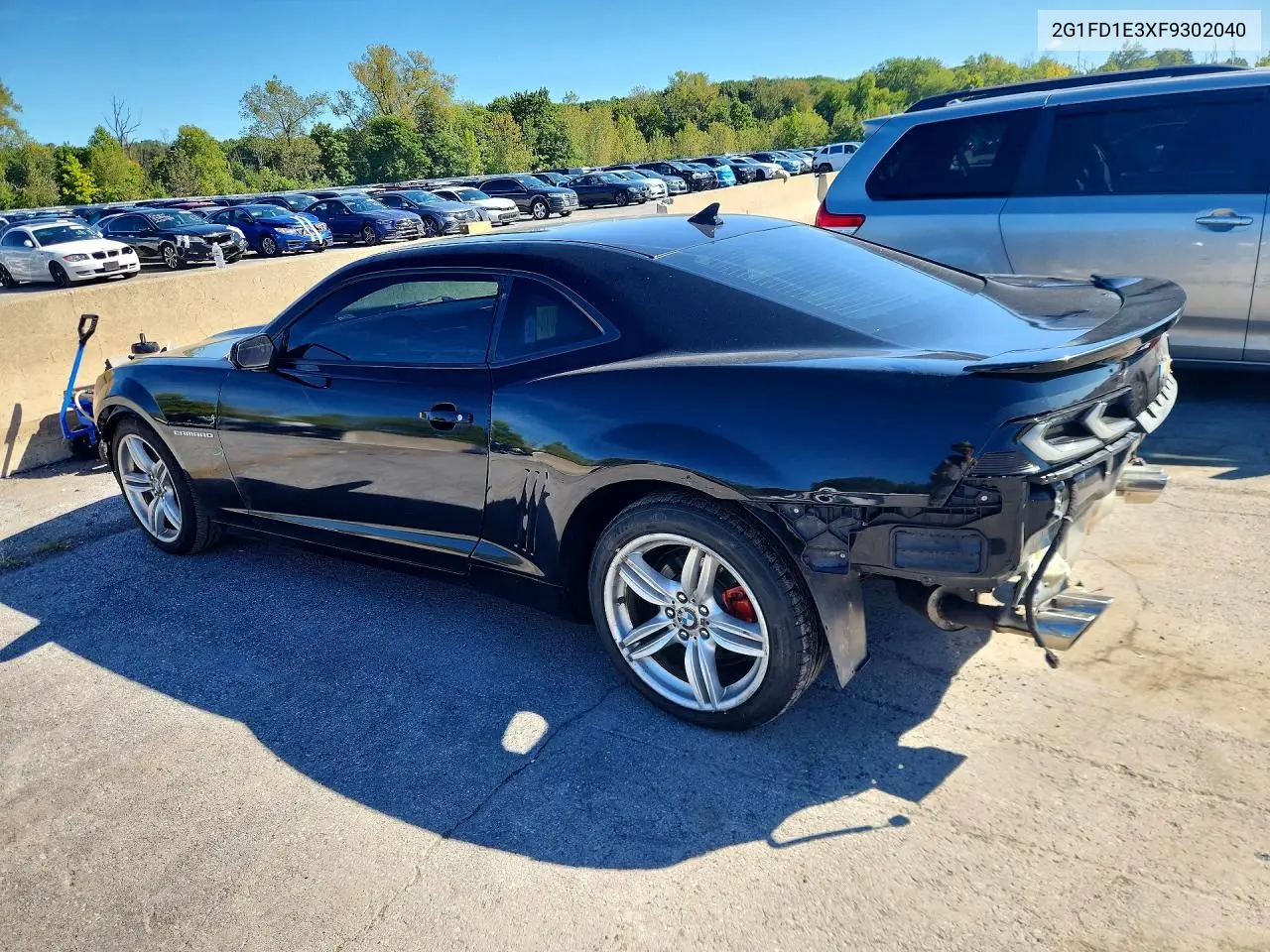 2015 CHEVROLET CAMARO VIN 2G1FD1E3XF9302040 — фото 2
