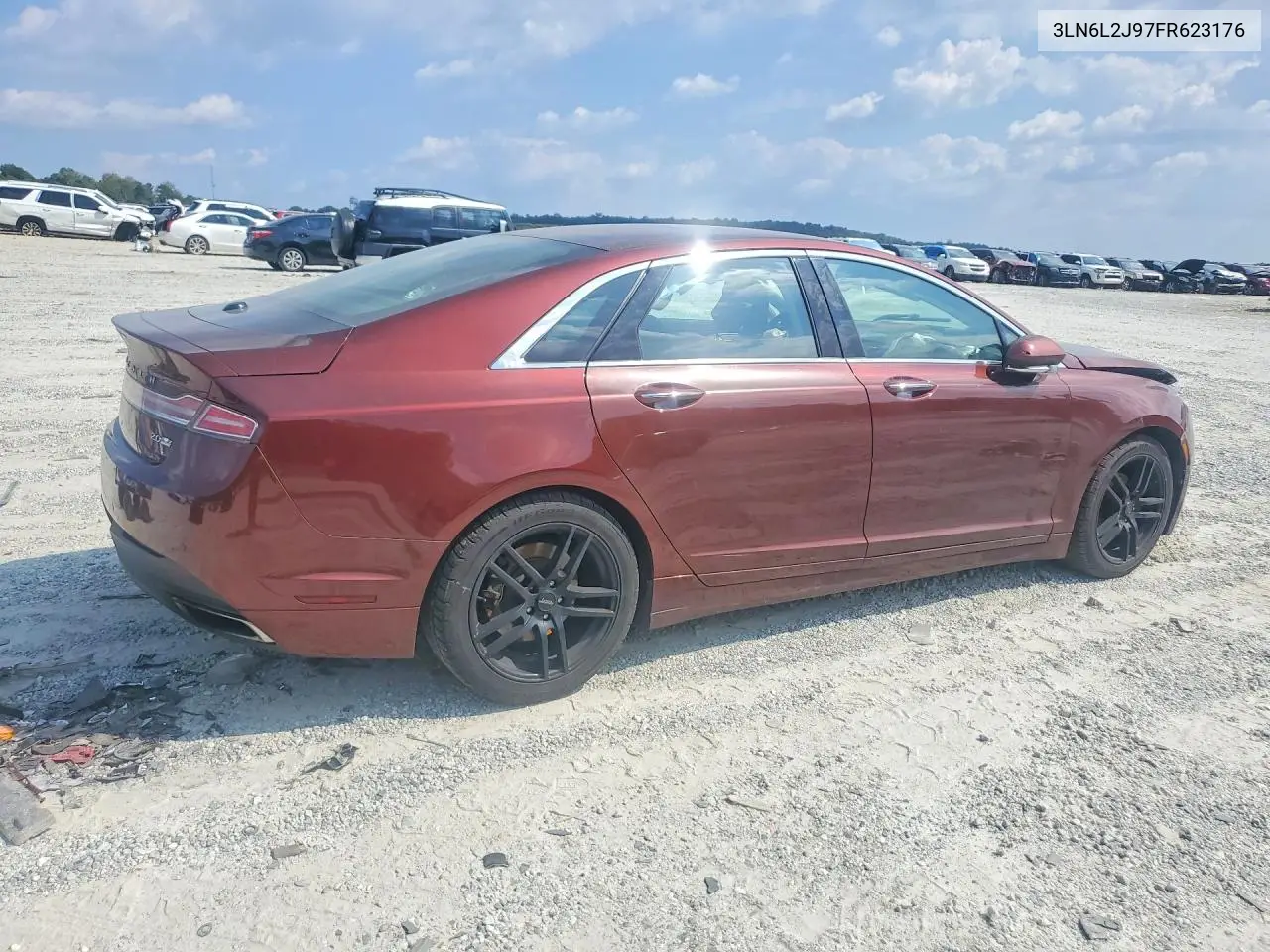 2015 LINCOLN MKZ VIN 3LN6L2J97FR623176 — фото 3
