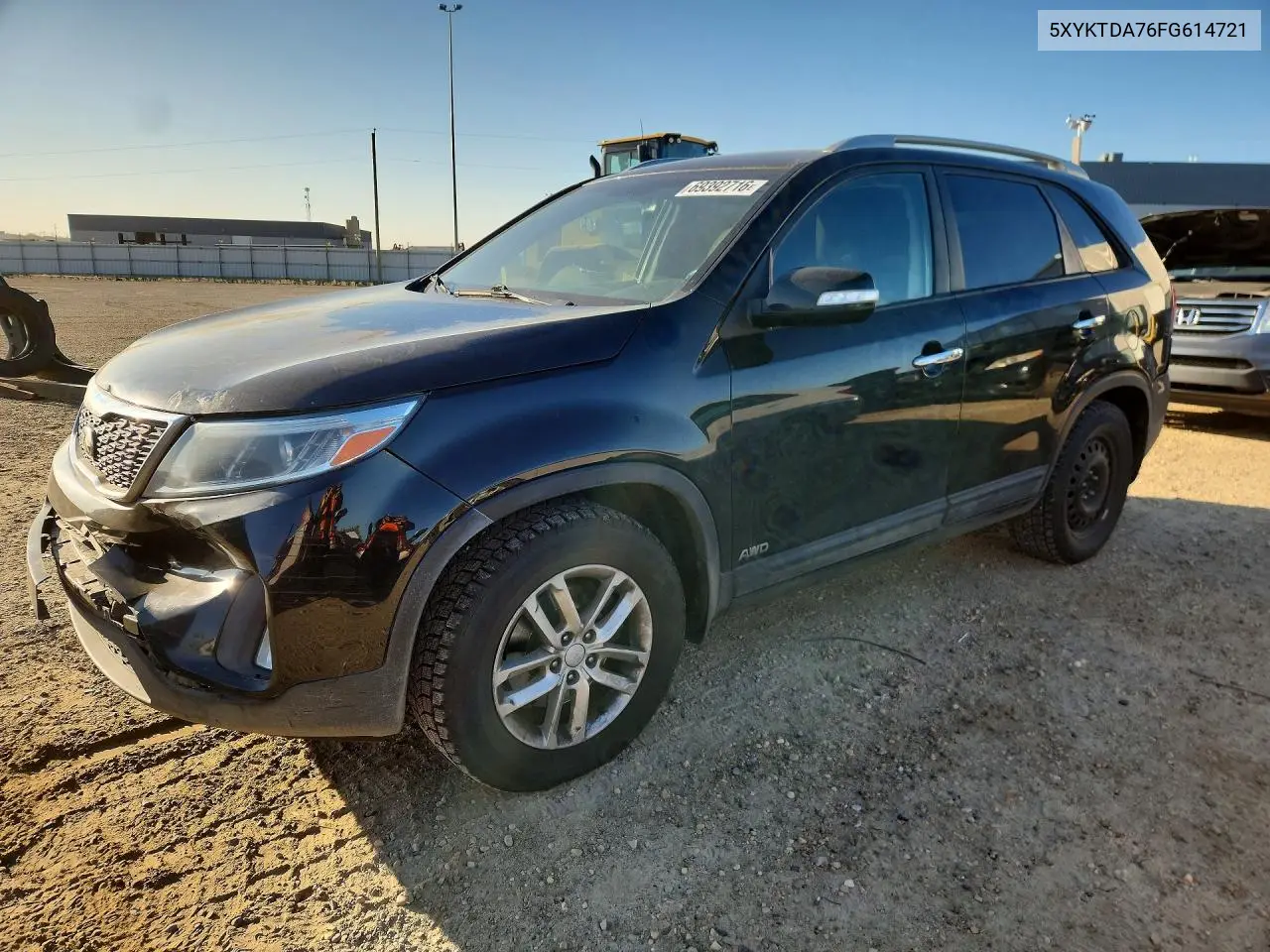 KIA SORENTO 2015, VIN 5XYKTDA76FG614721