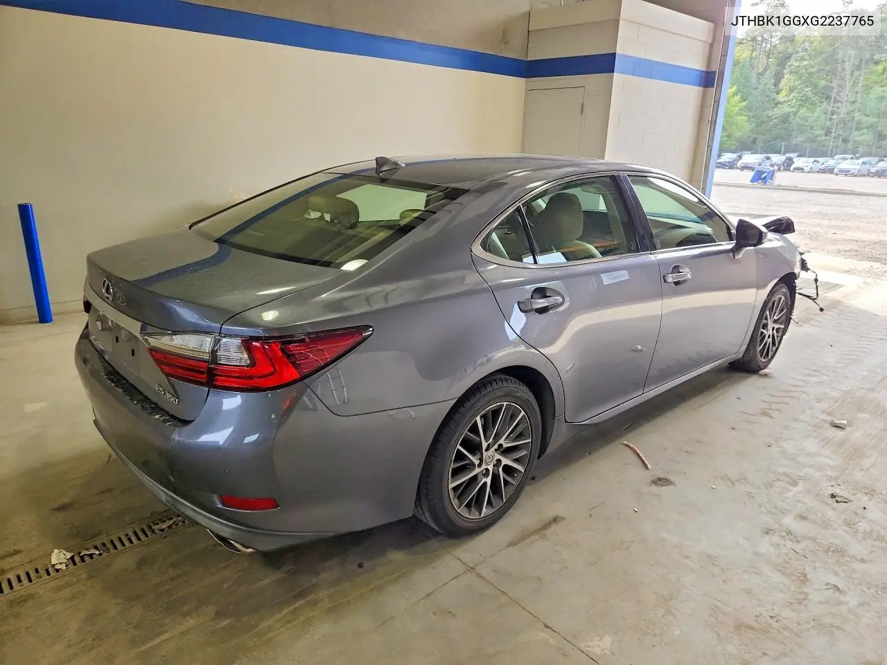 2015 LEXUS ES VIN JTHBK1GGXG2237765 — фото 3