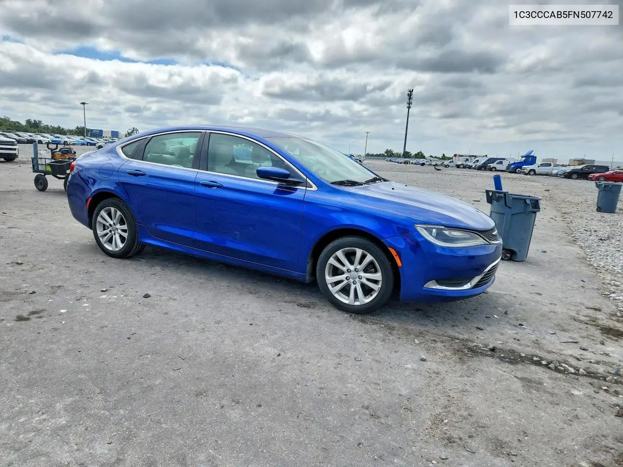 2015 CHRYSLER 200 VIN 1C3CCCAB5FN507742 — фото 4