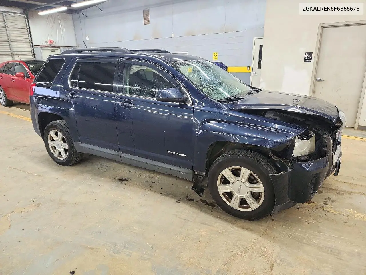 2015 GMC TERRAIN VIN 2GKALREK6F6355575 — фото 4