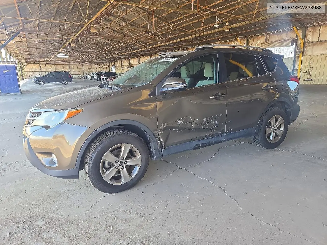 TOYOTA RAV 4 2015, VIN 2T3RFREVXFW238988