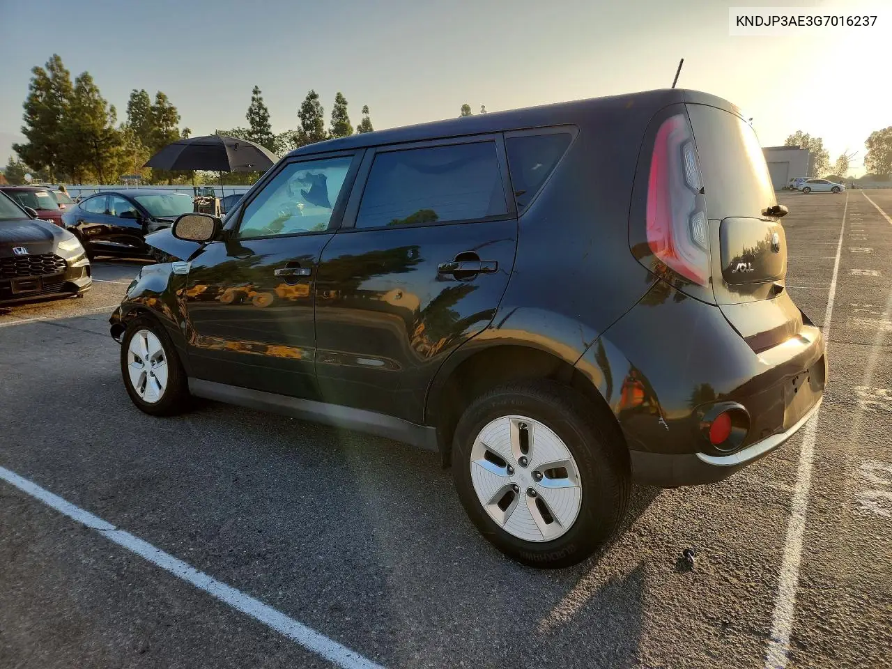 2016 KIA SOUL EV VIN KNDJP3AE3G7016237 — фото 2