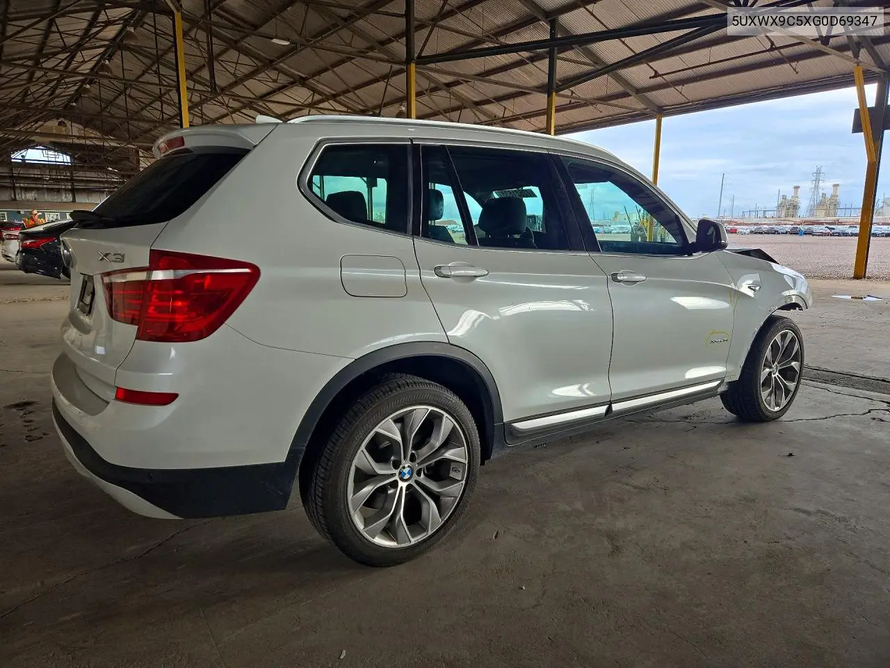 2016 BMW X3 VIN 5UXWX9C5XG0D69347 — фото 3