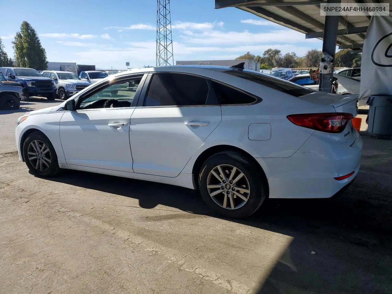 2017 HYUNDAI SONATA VIN 5NPE24AF4HH468984 — фото 2