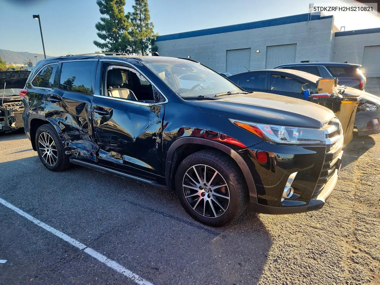 2017 TOYOTA HIGHLANDER VIN 5TDKZRFH2HS210821 — фото 4