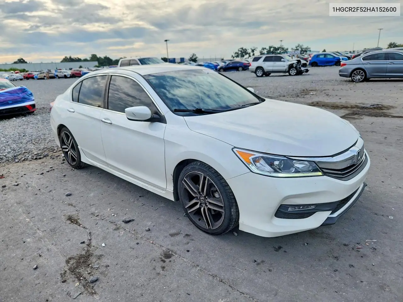2017 HONDA ACCORD VIN 1HGCR2F52HA152600 — фото 4
