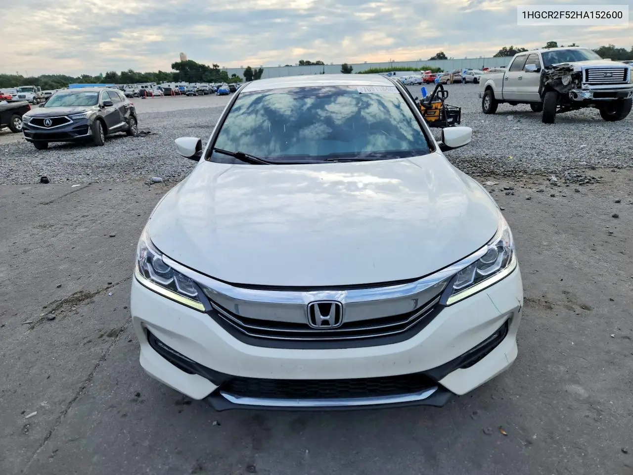 2017 HONDA ACCORD VIN 1HGCR2F52HA152600 — фото 5