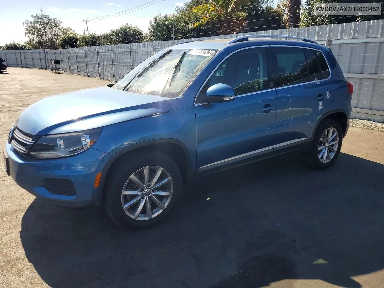 VOLKSWAGEN TIGUAN 2017, VIN WVGRV7AX3HK003452