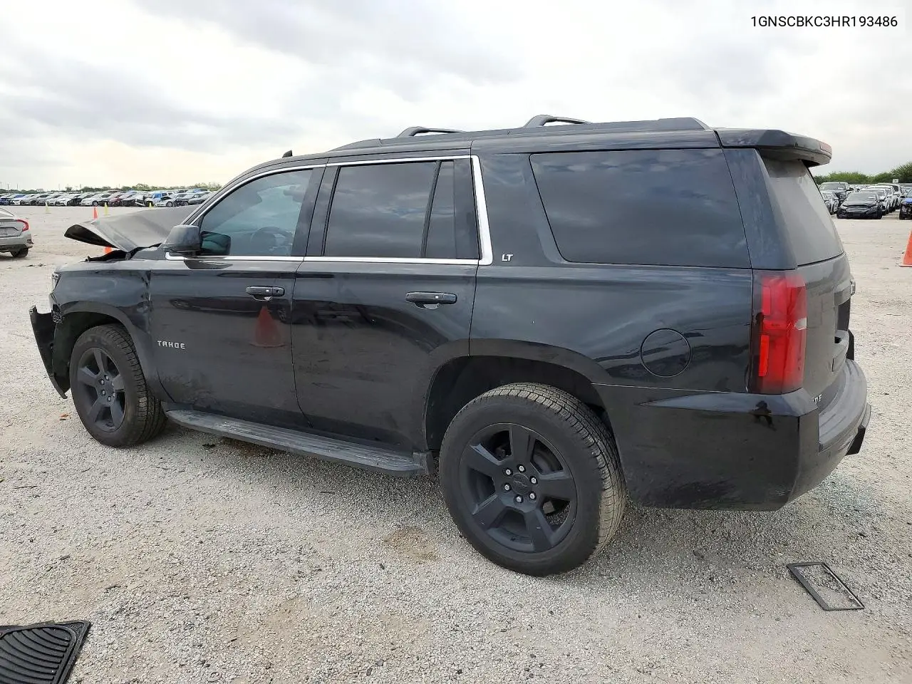 2017 CHEVROLET TAHOE VIN 1GNSCBKC3HR193486 — фото 2
