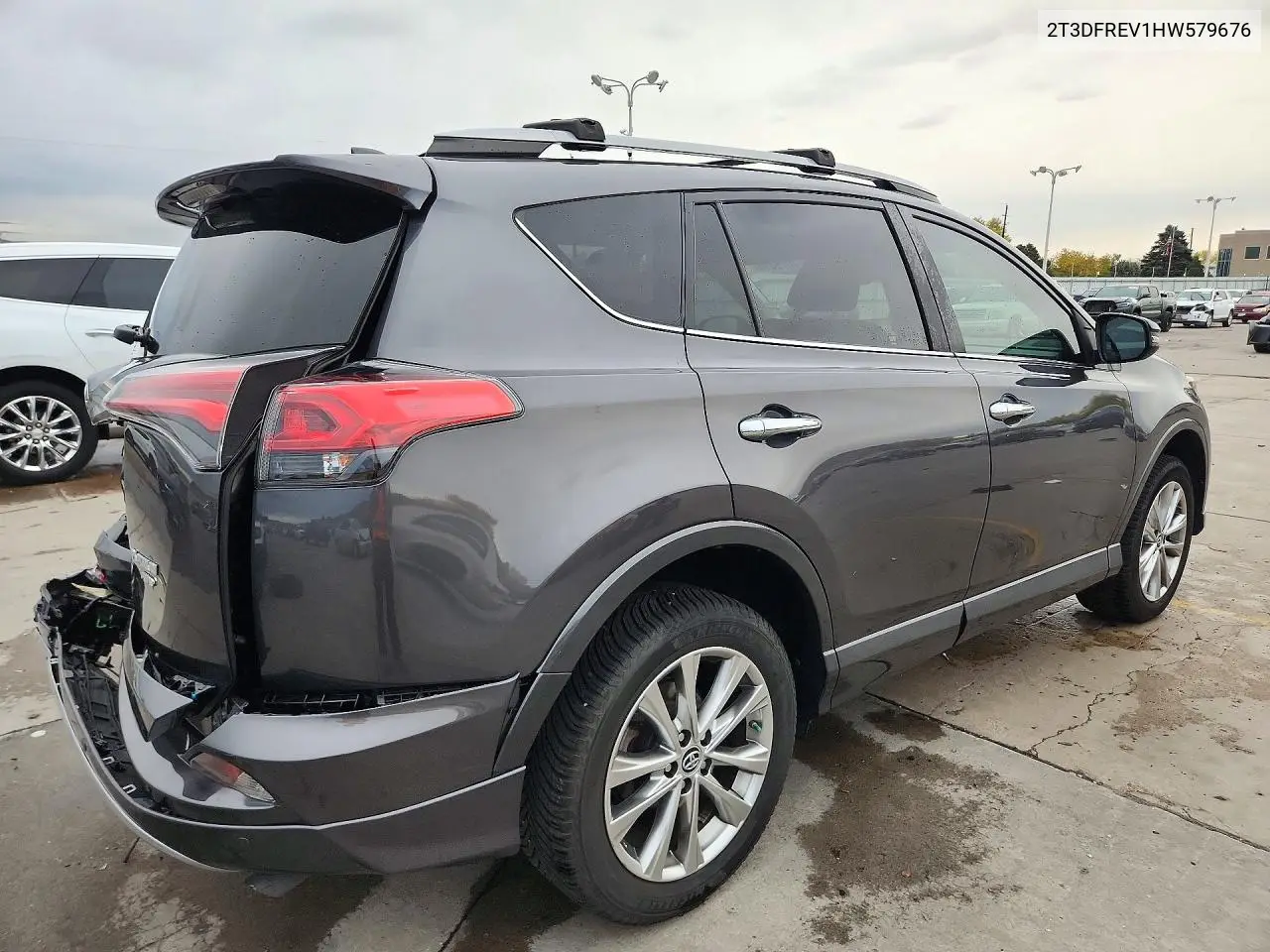 2017 TOYOTA RAV 4 VIN 2T3DFREV1HW579676 — фото 3