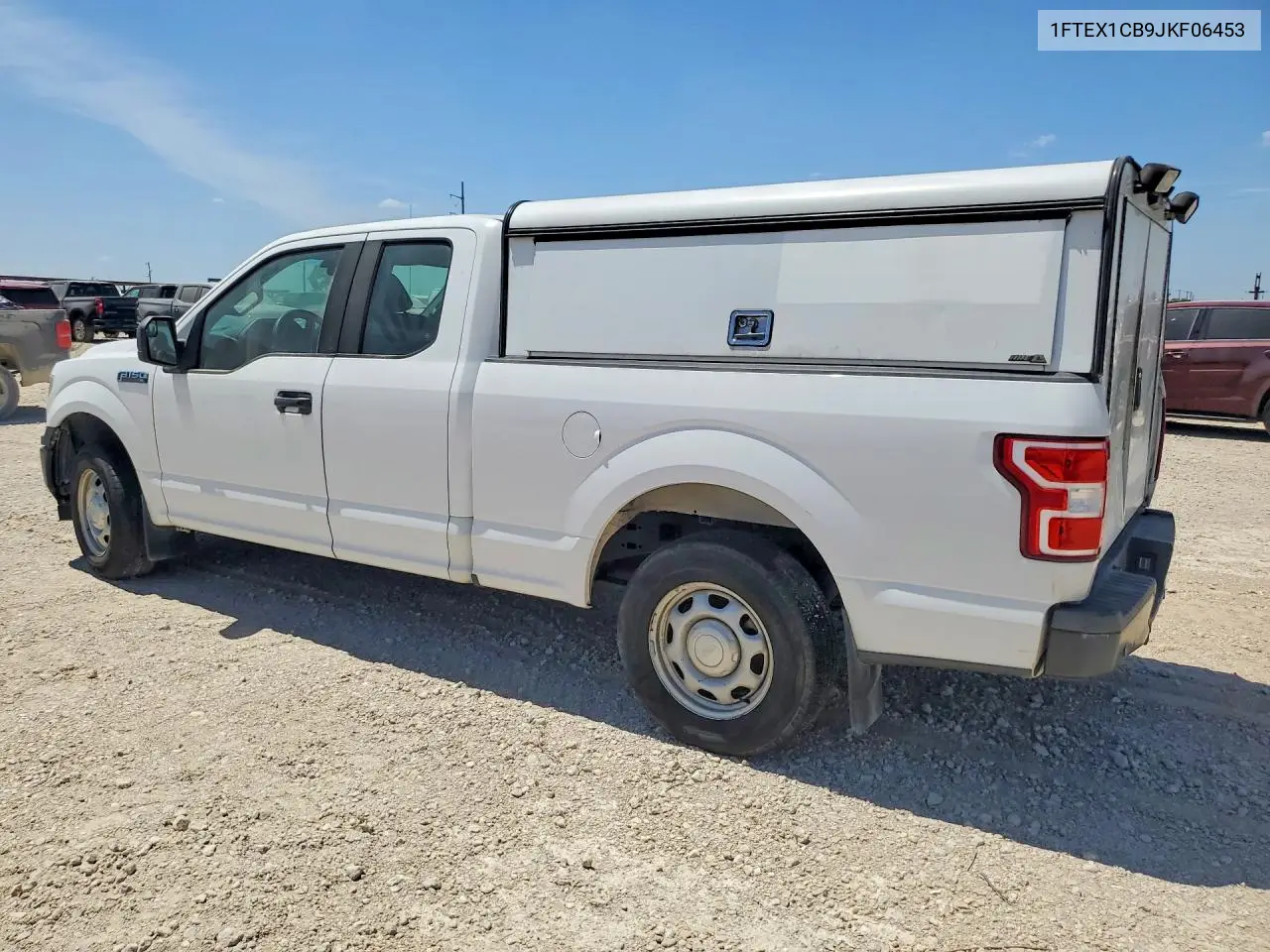 2018 FORD F-150 VIN 1FTEX1CB9JKF06453 — фото 2