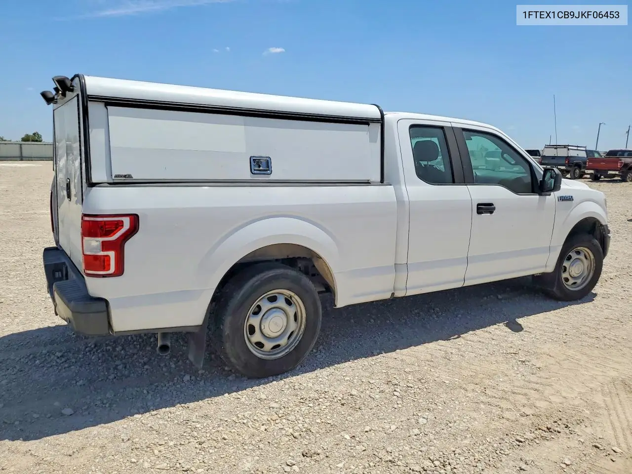2018 FORD F-150 VIN 1FTEX1CB9JKF06453 — фото 3