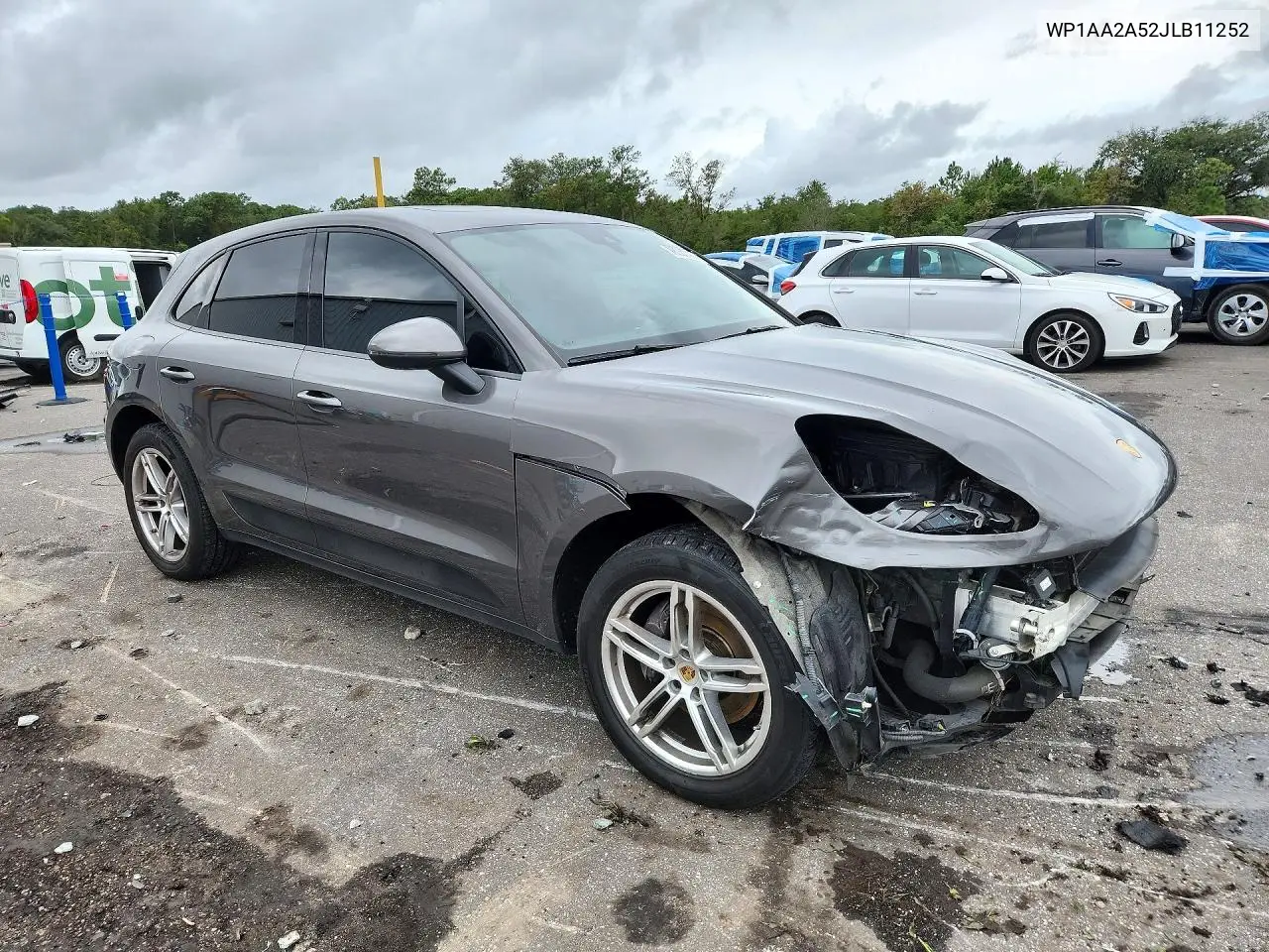 2018 PORSCHE MACAN VIN WP1AA2A52JLB11252 — фото 4