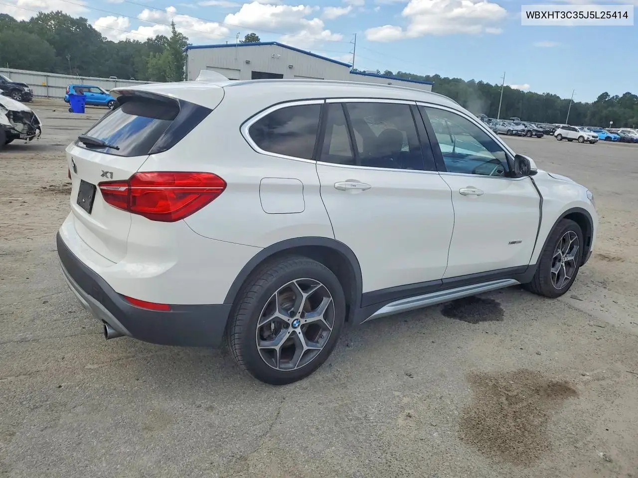 2018 BMW X1 VIN WBXHT3C35J5L25414 — фото 3