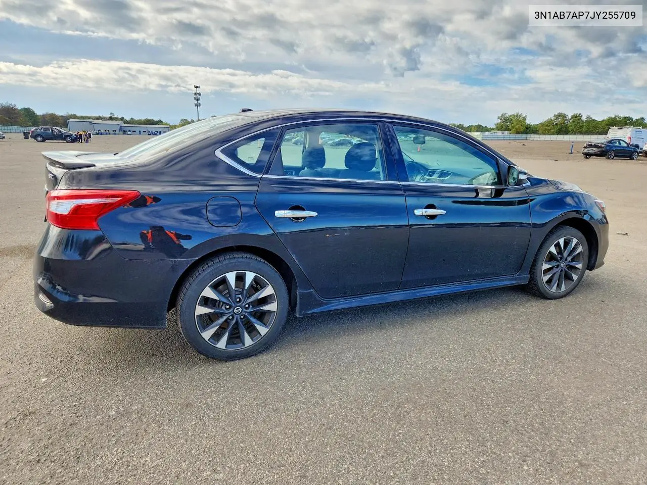 2018 NISSAN SENTRA VIN 3N1AB7AP7JY255709 — фото 3