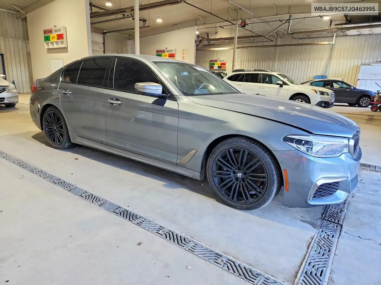 2018 BMW 5ER VIN WBAJB9C57JG463995 — фото 4