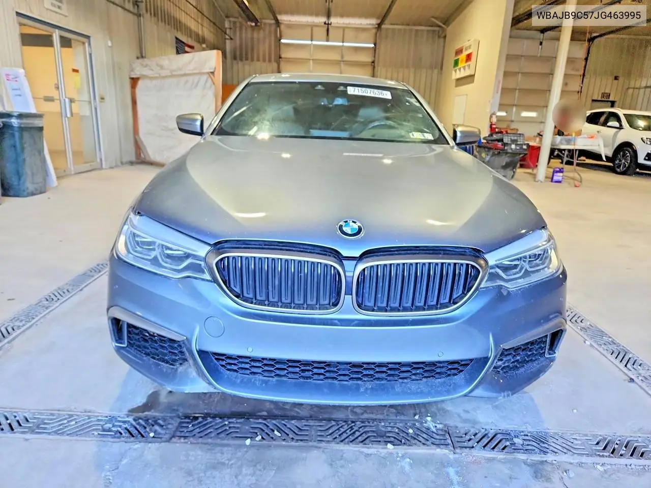 2018 BMW 5ER VIN WBAJB9C57JG463995 — фото 5