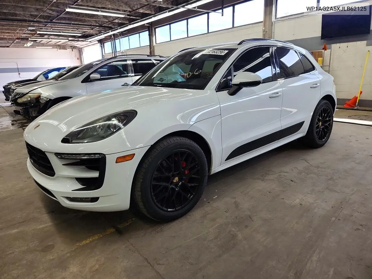 PORSCHE MACAN 2018, VIN WP1AG2A5XJLB62125