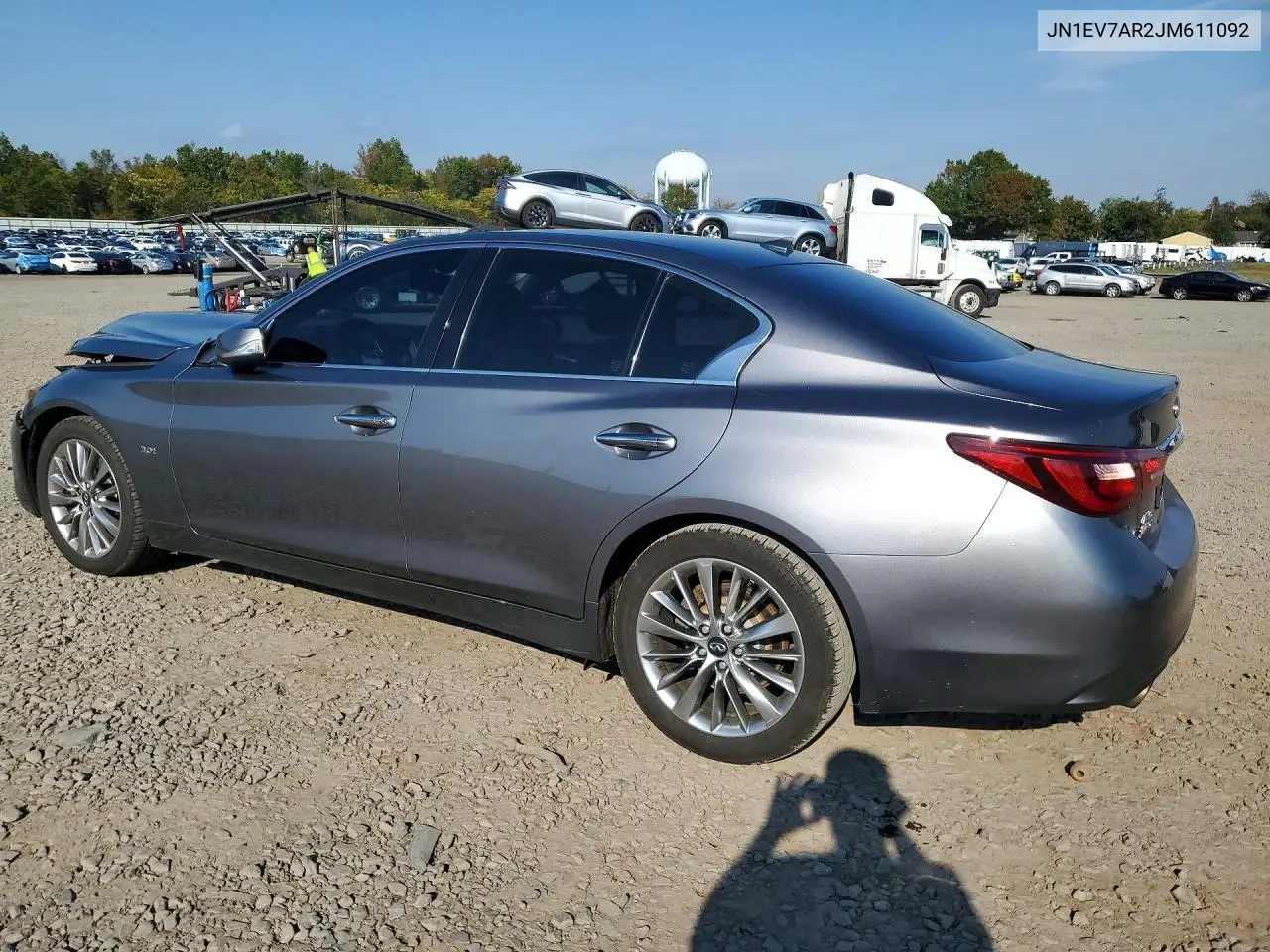 2018 INFINITI Q50 VIN JN1EV7AR2JM611092 — фото 2