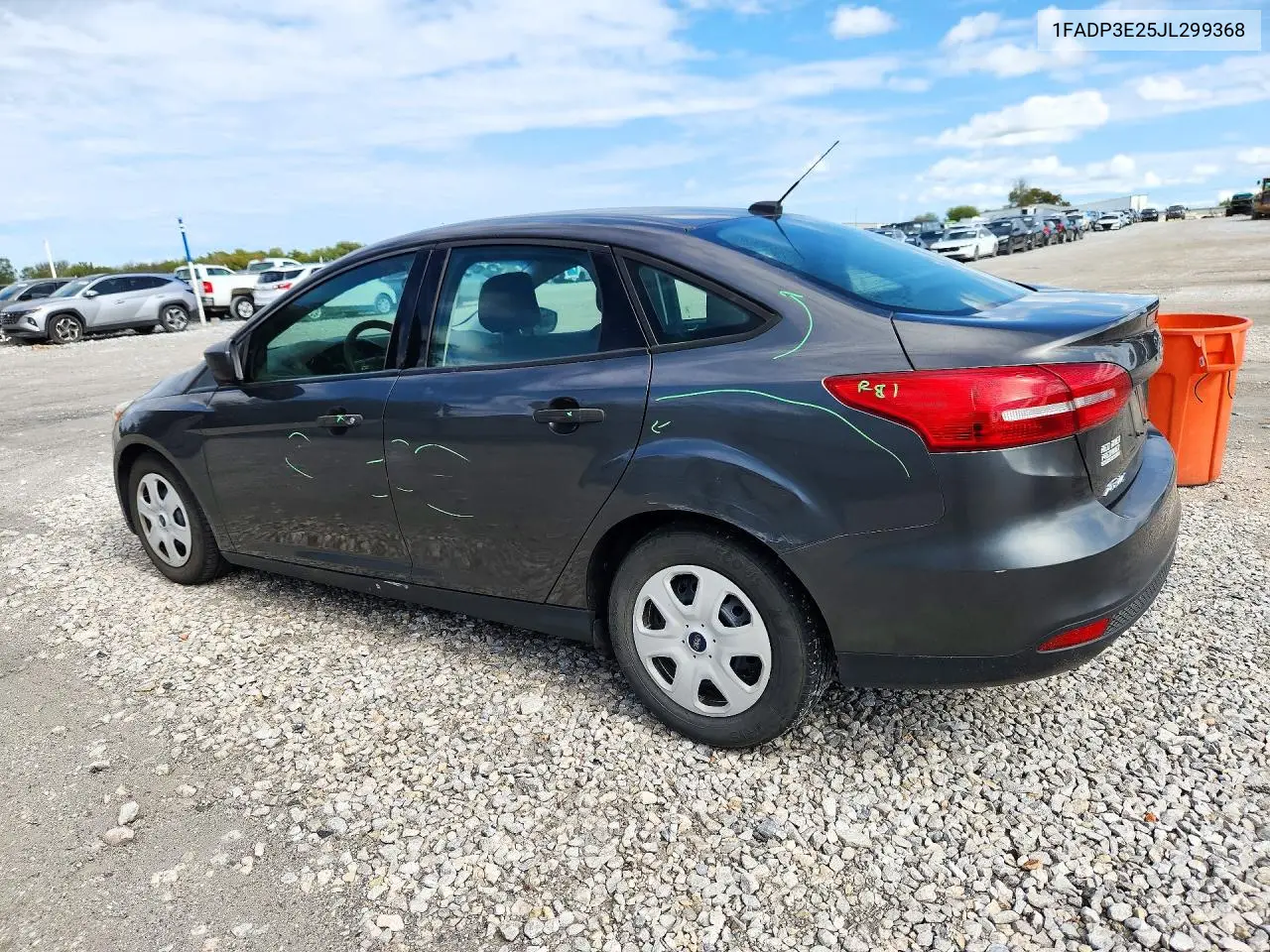 2018 FORD FOCUS VIN 1FADP3E25JL299368 — фото 2