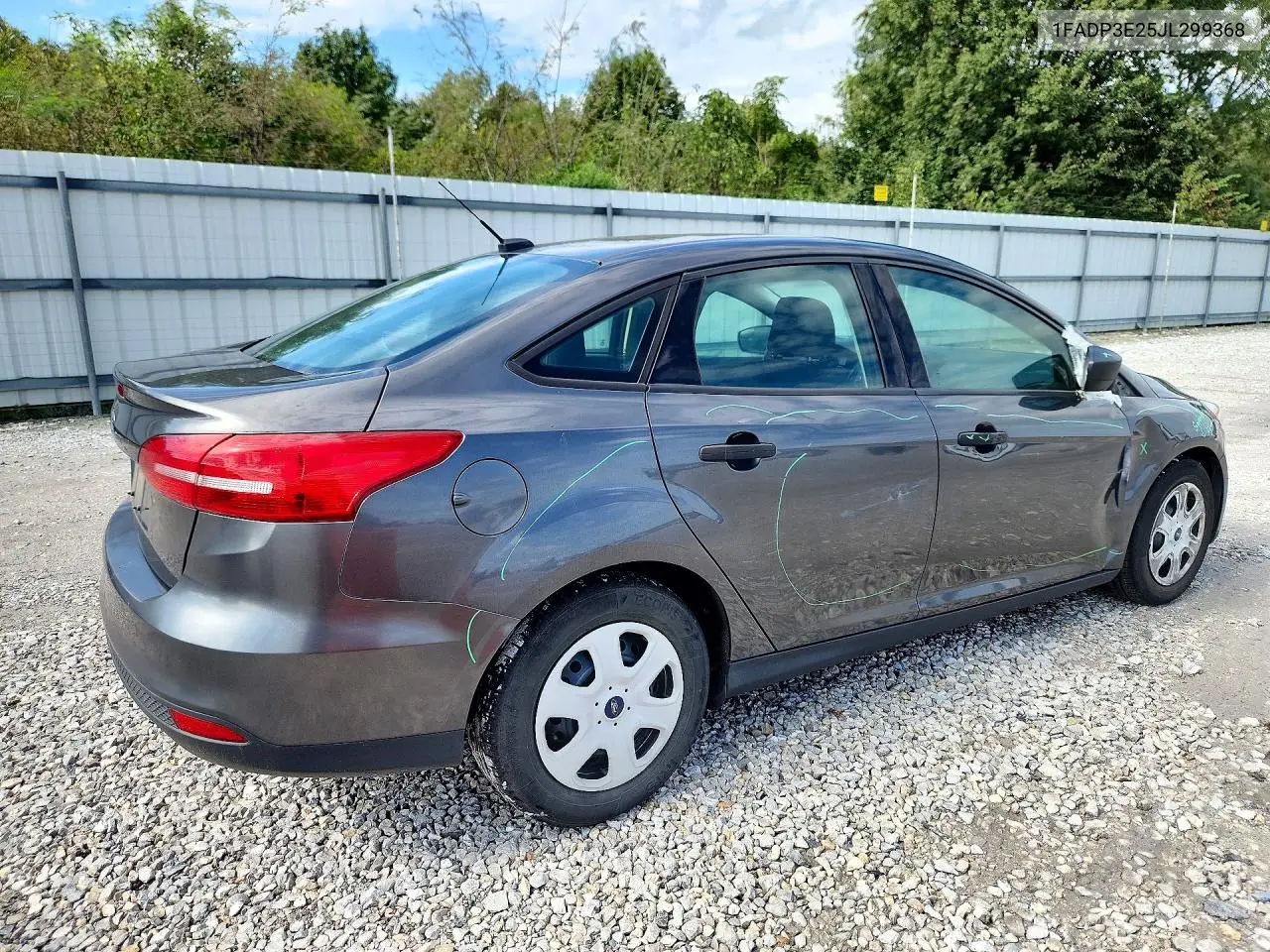 2018 FORD FOCUS VIN 1FADP3E25JL299368 — фото 3